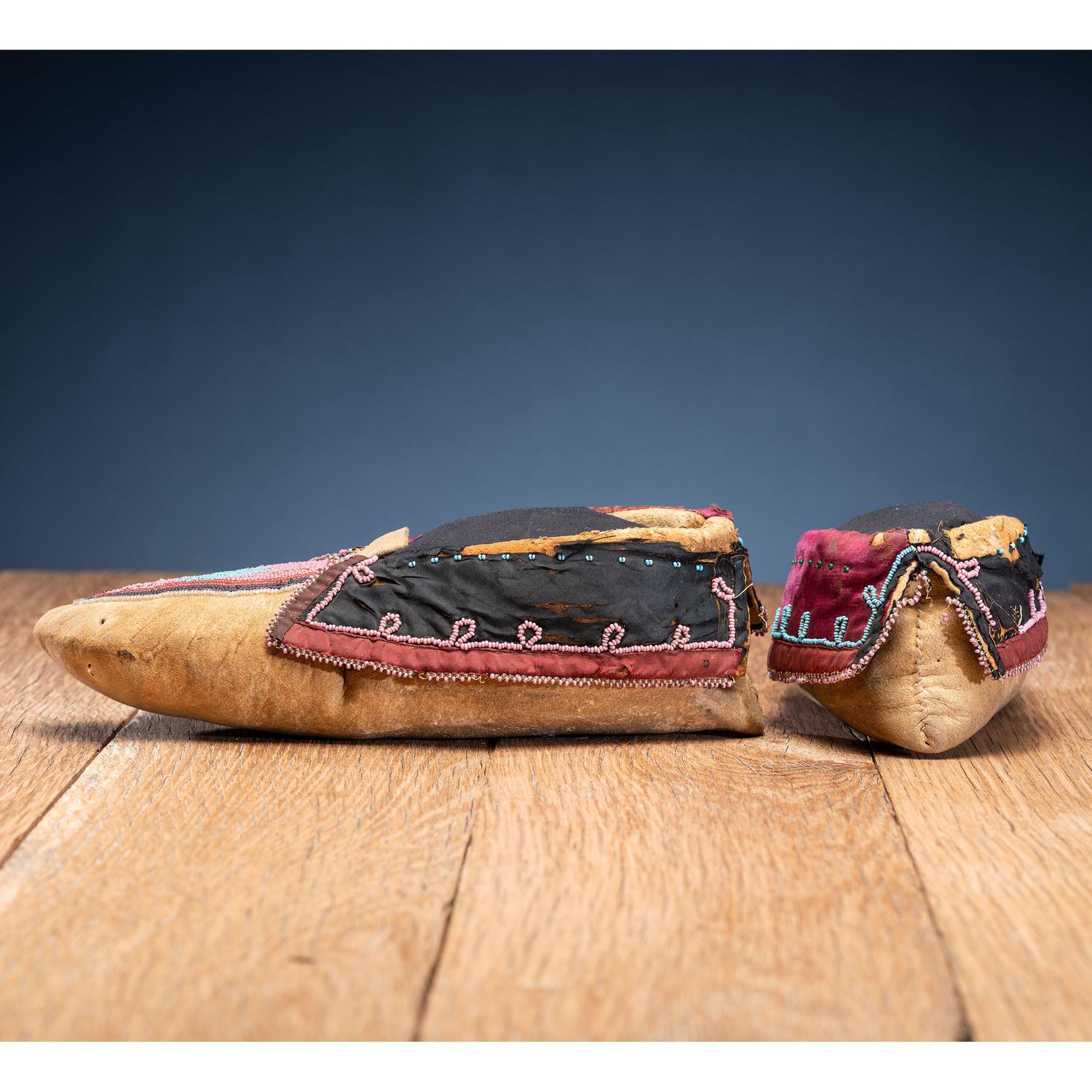 Lenape Beaded Hide Moccasins