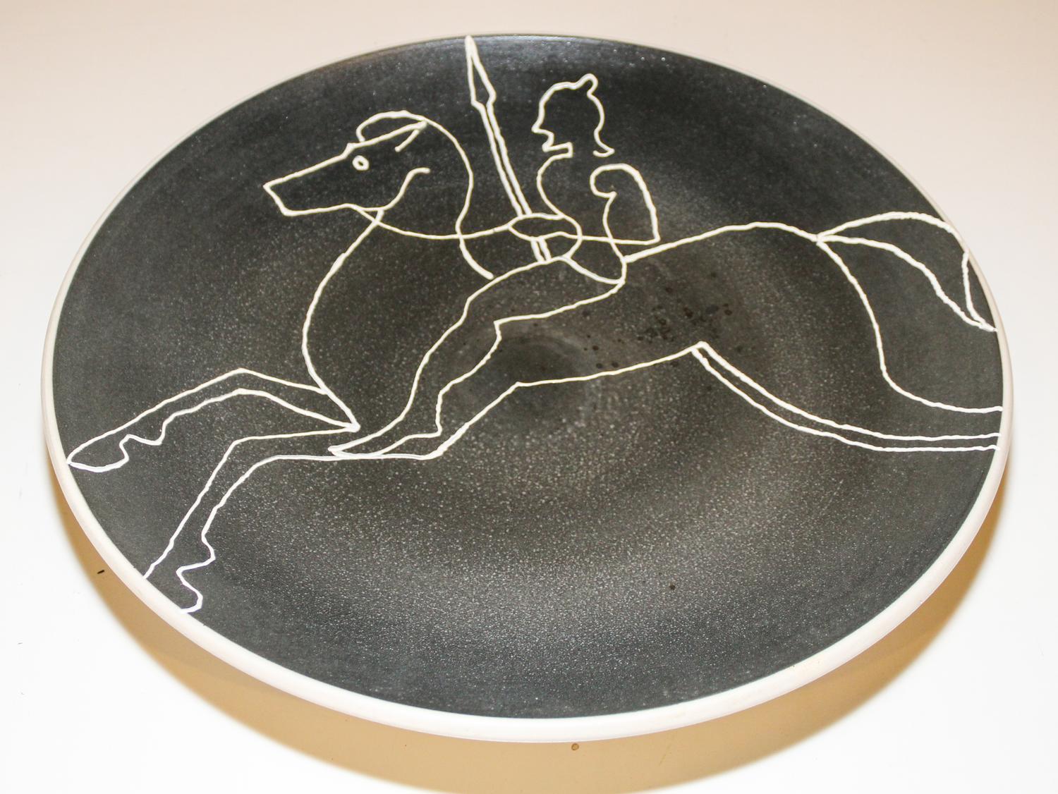 An American Art Pottery Charger, Scott Kilgour, New York Diameter 19 3/4 inches. — CIRCA 1980s