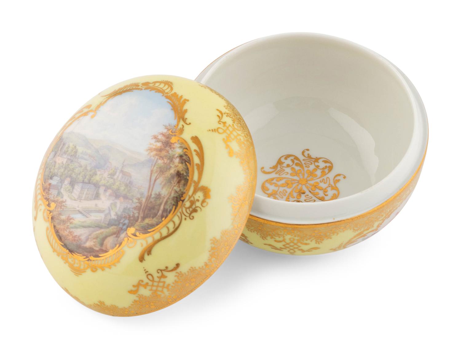 A Meissen Porcelain Covered Box