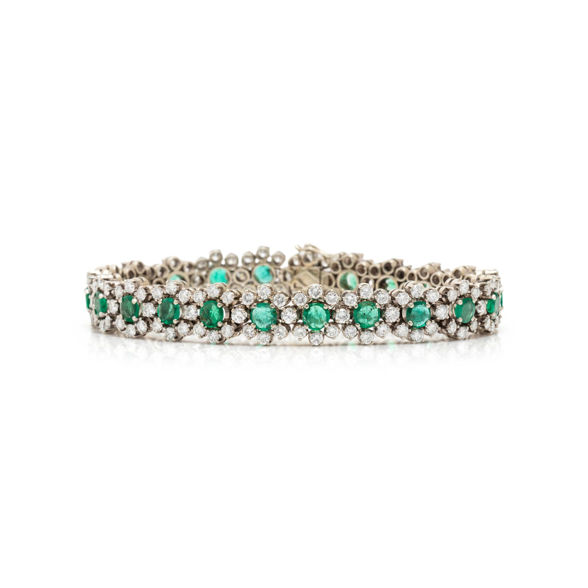 EMERALD, DIAMOND, AND WHITE GOLD BRACELET