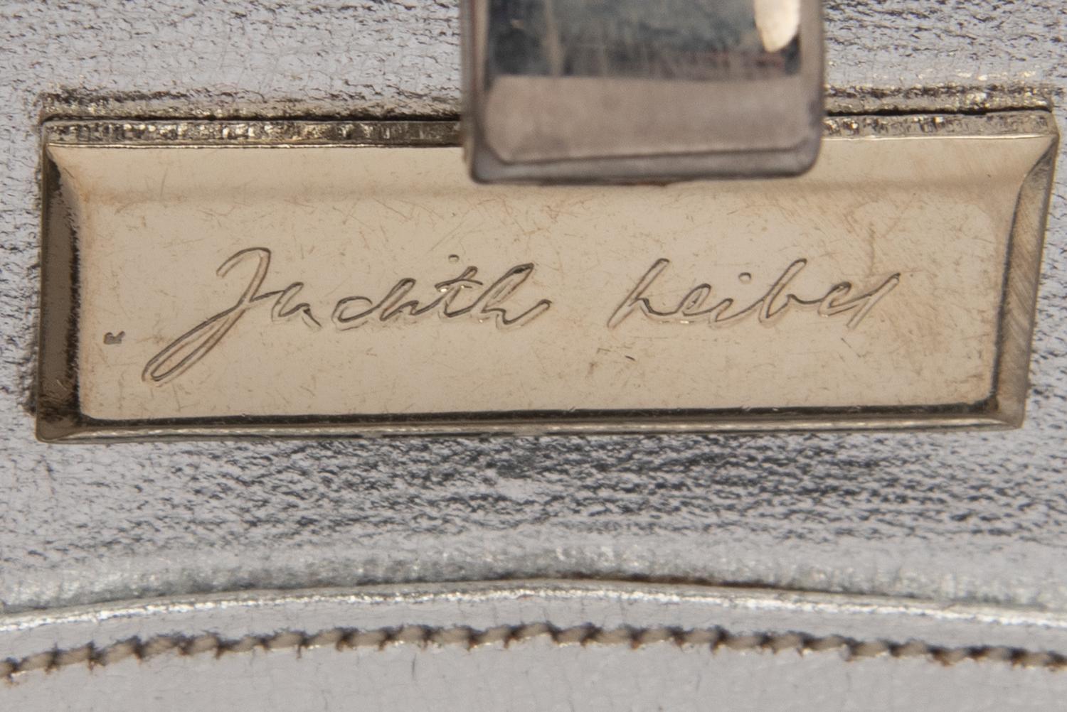 Judith Leiber Striped Oval M inaudière