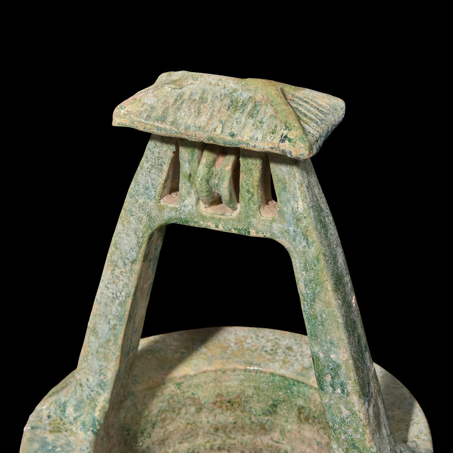 A Chinese Pottery Well and Goose Pan, Possibly Han Dynasty 或為漢 陶井及陶禽鳥盆