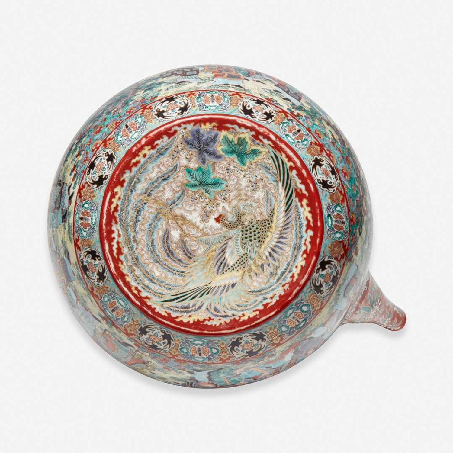 An unusual massive Japanese Kutani - style porcelain teashop sign 巨型日本茶壶招牌 Meiji/Taisho period ?????