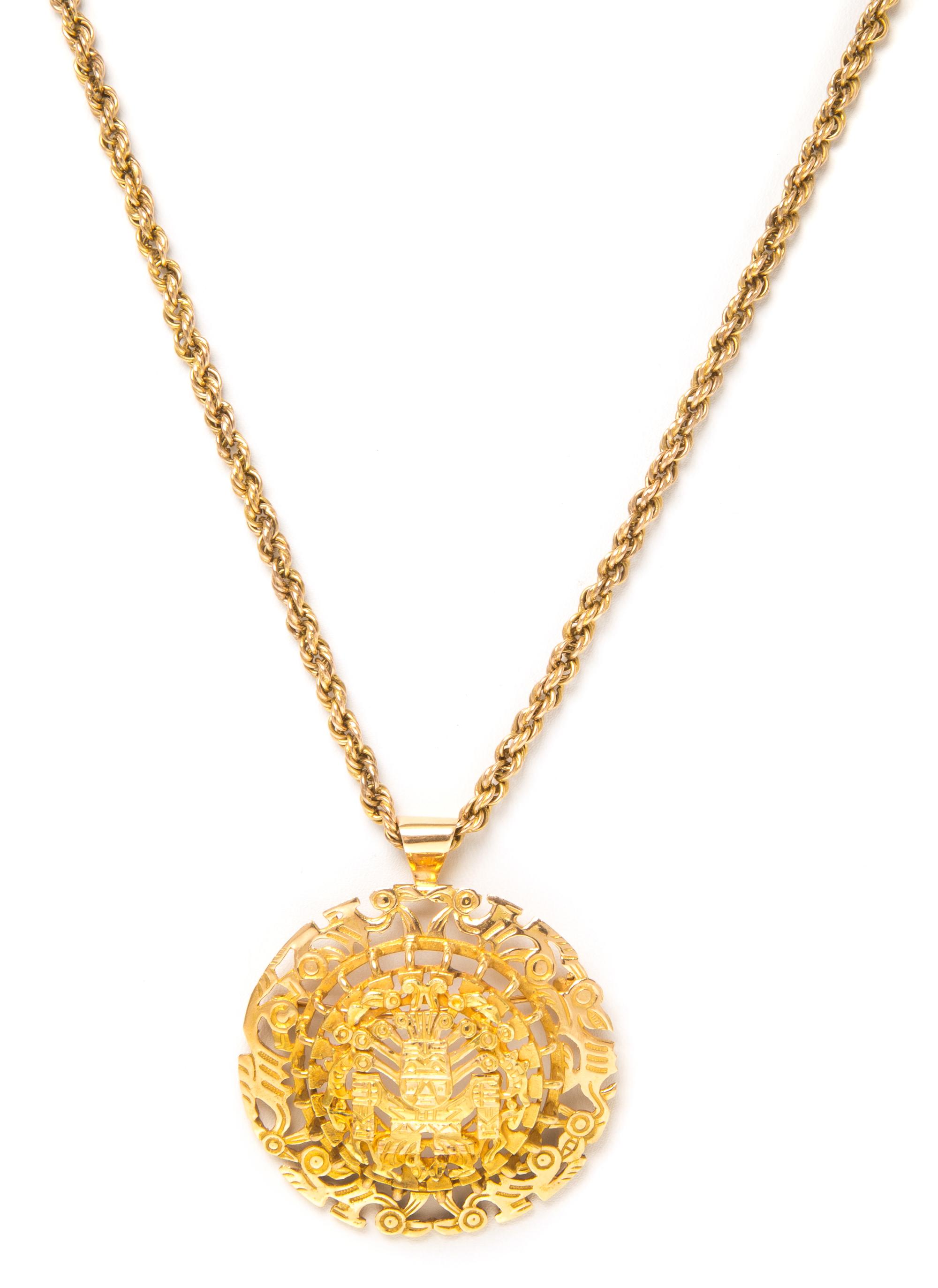 A Yellow Gold Pendant/Brooch Gold and Rope Chain Necklace, 30.50 dwts.