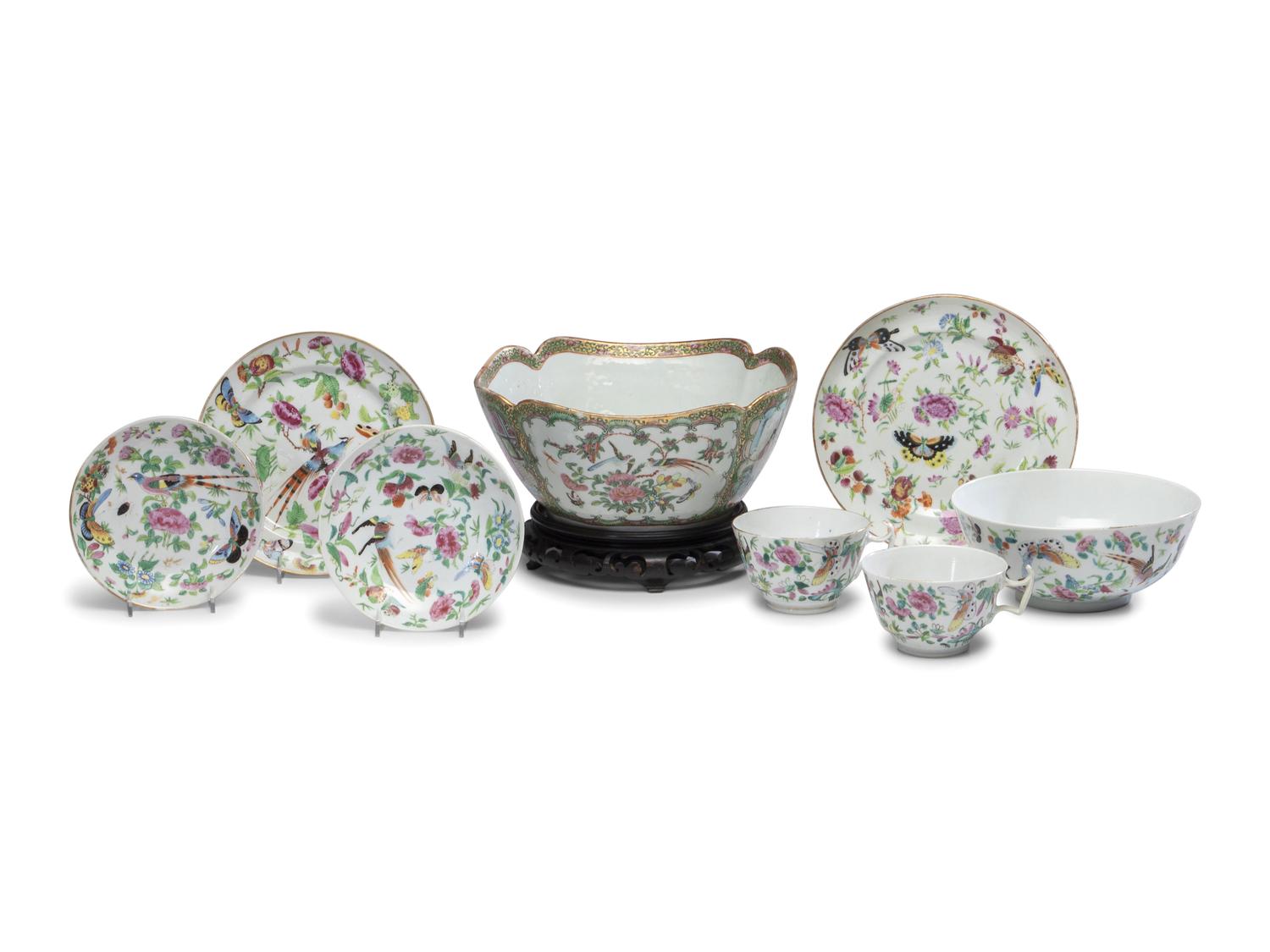 Nine Chinese Export Porcelain Famille Rose and Rose Medallion Articles