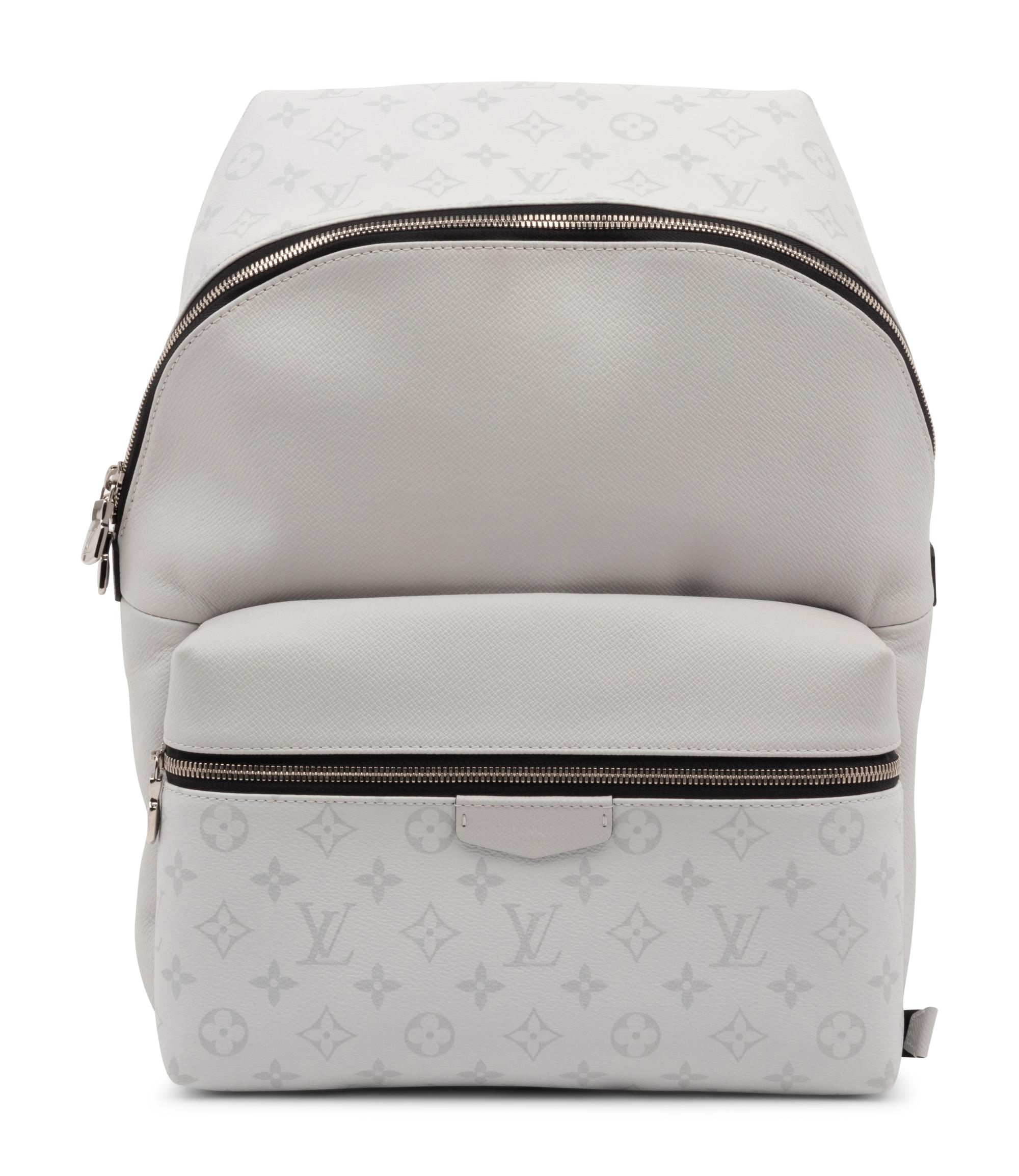 Louis Vuitton Discovery Backpack PM in Taiga Monogram Coated Canvas, Blanc, 2019
