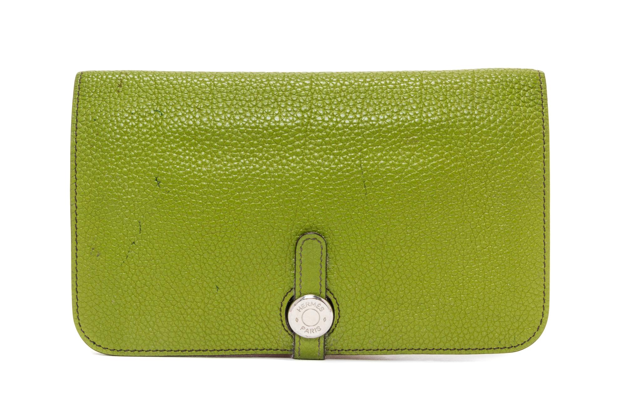 An Hermes Vert Anis Togo Dogon Duo Wallet, 4.9" x 7.9".