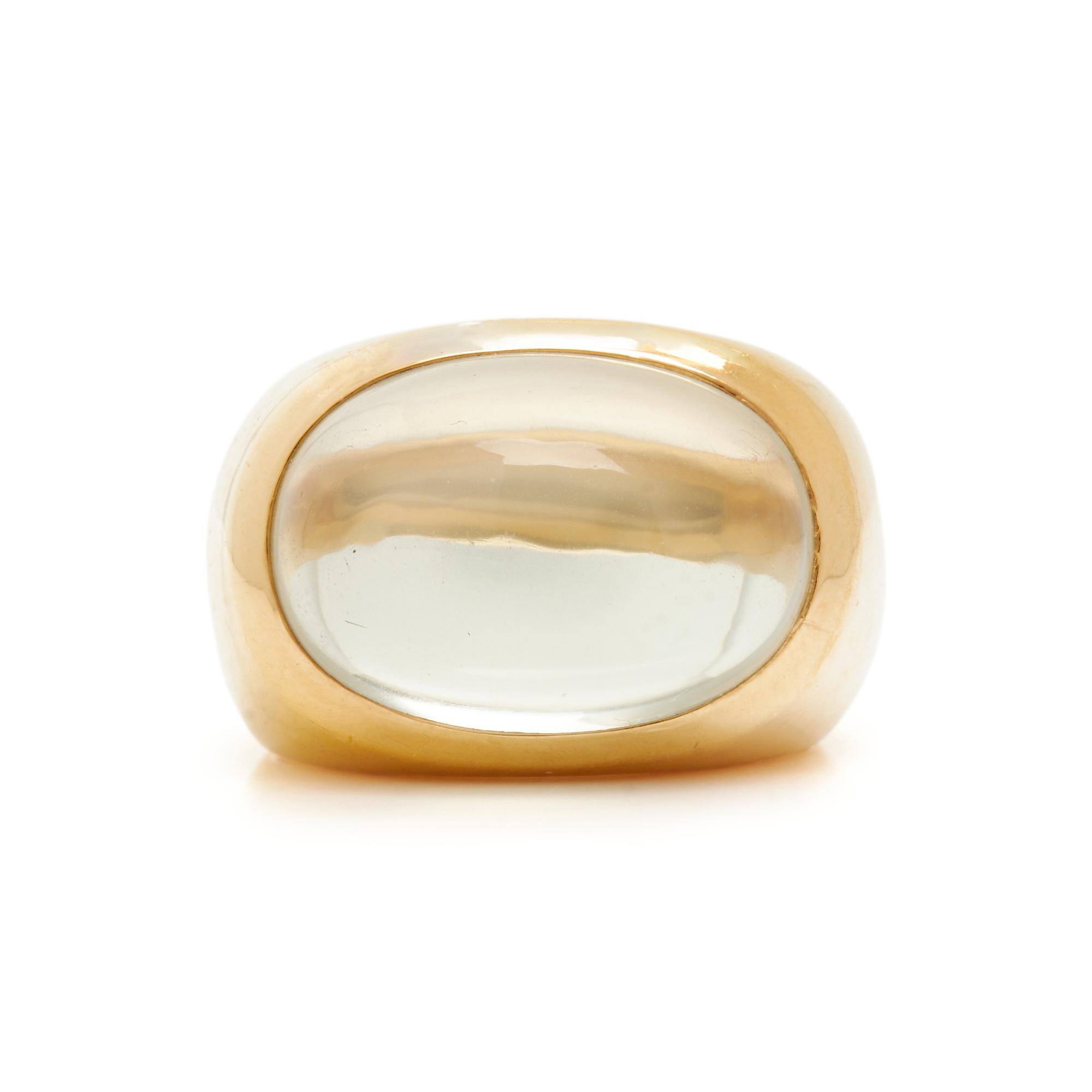 YELLOW GOLD AND MOONSTONE RING