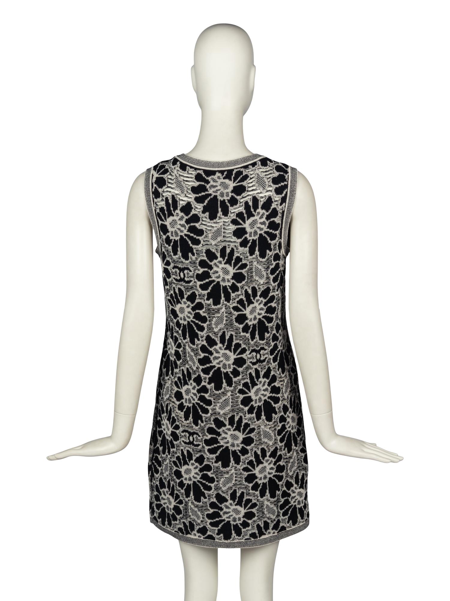 CHANEL FLORAL KNIT DRESS