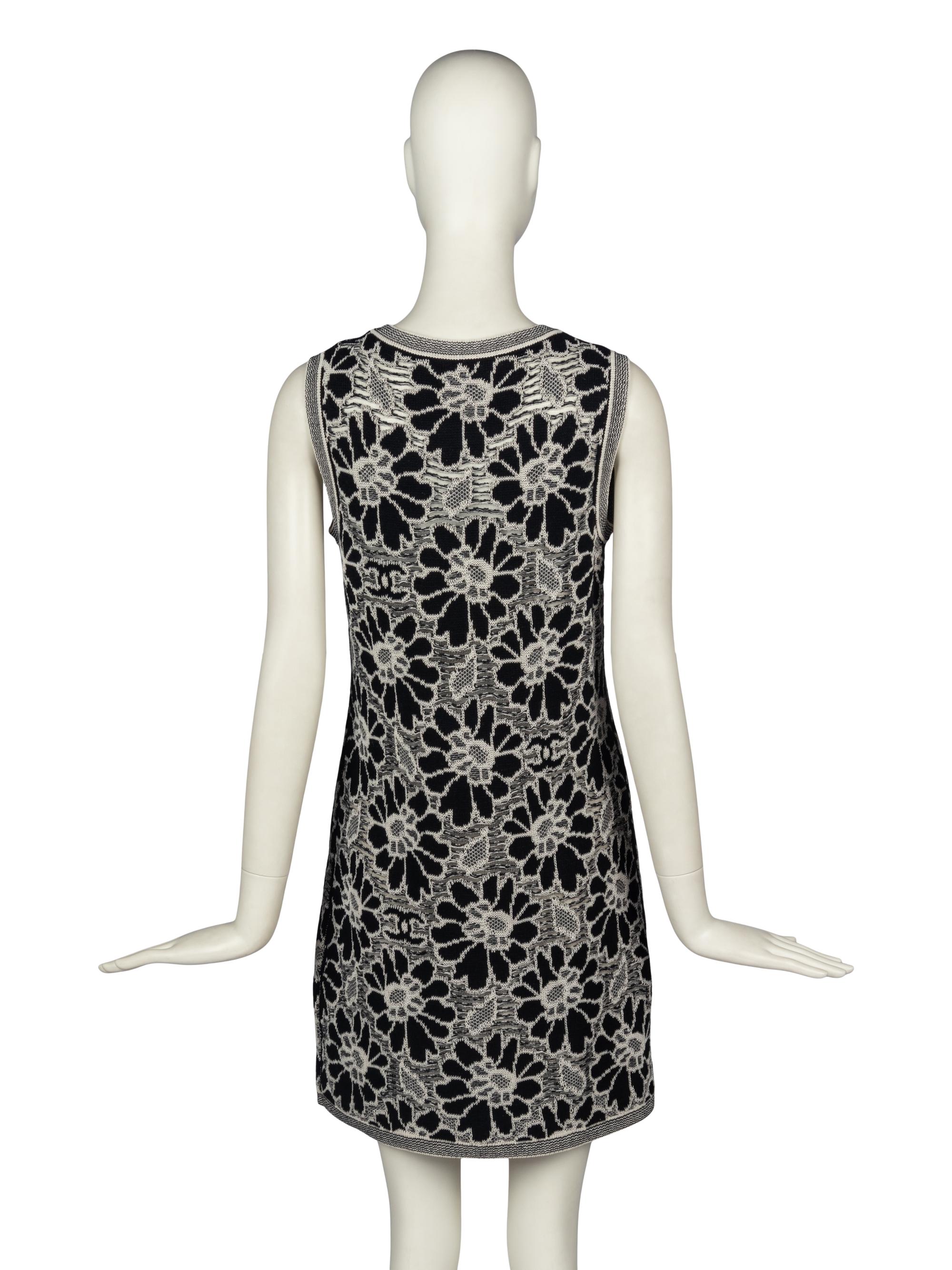 CHANEL FLORAL KNIT DRESS