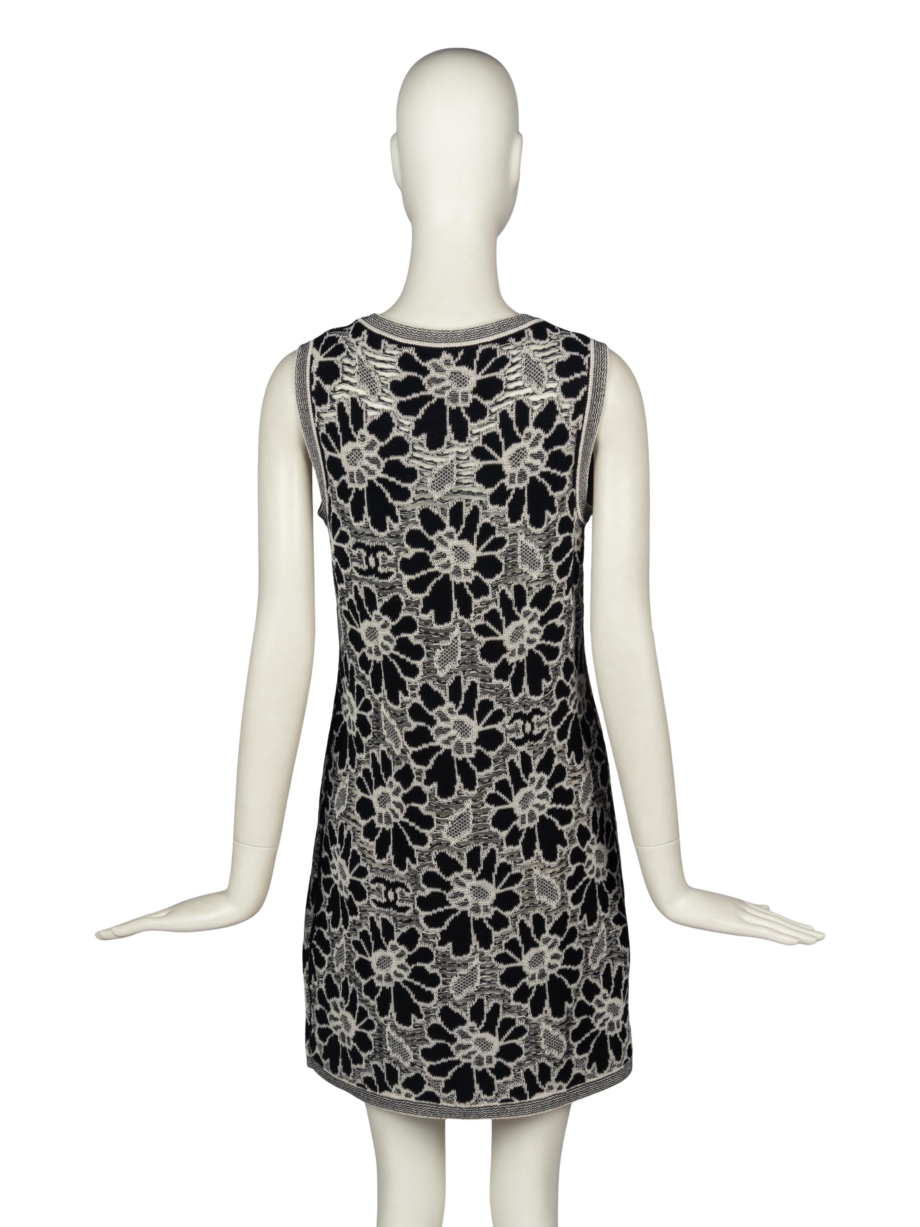 CHANEL FLORAL KNIT DRESS