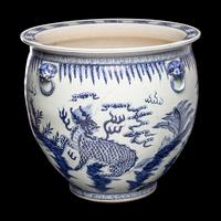A Large Chinese Blue and White 'Qilin' Jardinière, 19th Century 清晚期 青花麒麟紋大缸