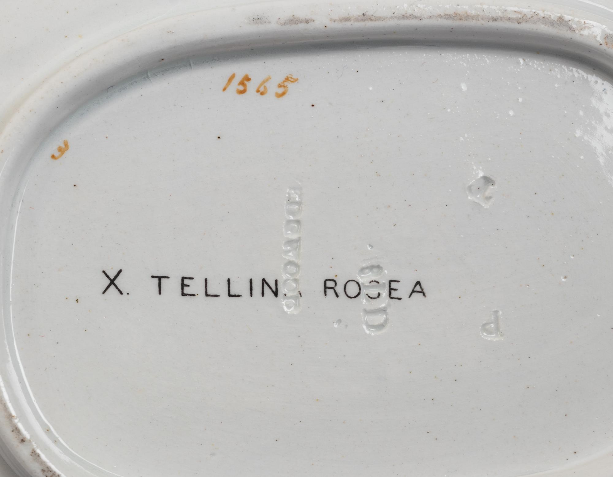 A Wedgwood Pink Nautilus Porcelain Dessert Service