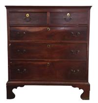 A George II Mahogany Chest of Drawers Height 45 x width 40 1/4 x depth 18 3/4 inches. — 19TH CENTURY