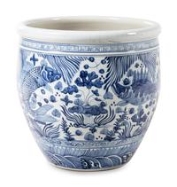 A Chinese Export Porcelain Jardinière
