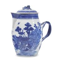 A Chinese Export Porcelain Fitzhugh Cider Jug