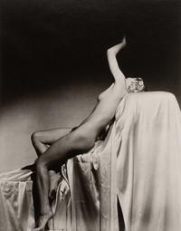 Lisa on Silk, New York, 1940