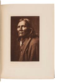 CURTIS, Edward (1868-1952). The North American Indian. Being a Series of Volumes Picturing and Describing the Indians of the United States and Alaska. Cambridge, MA: University Press, 1907. Volume 1.