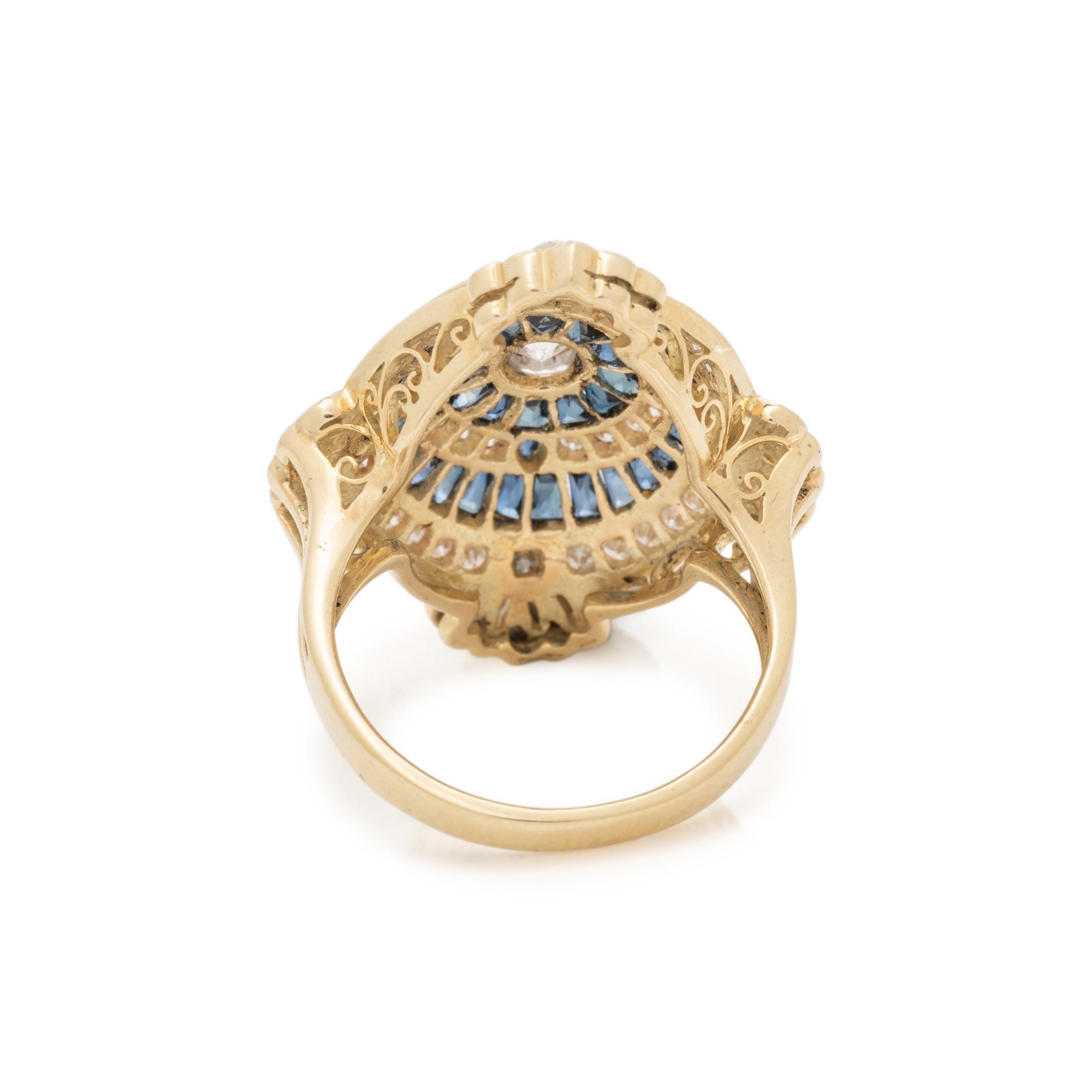 BICOLOR GOLD, SAPPHIRE AND DIAMOND RING