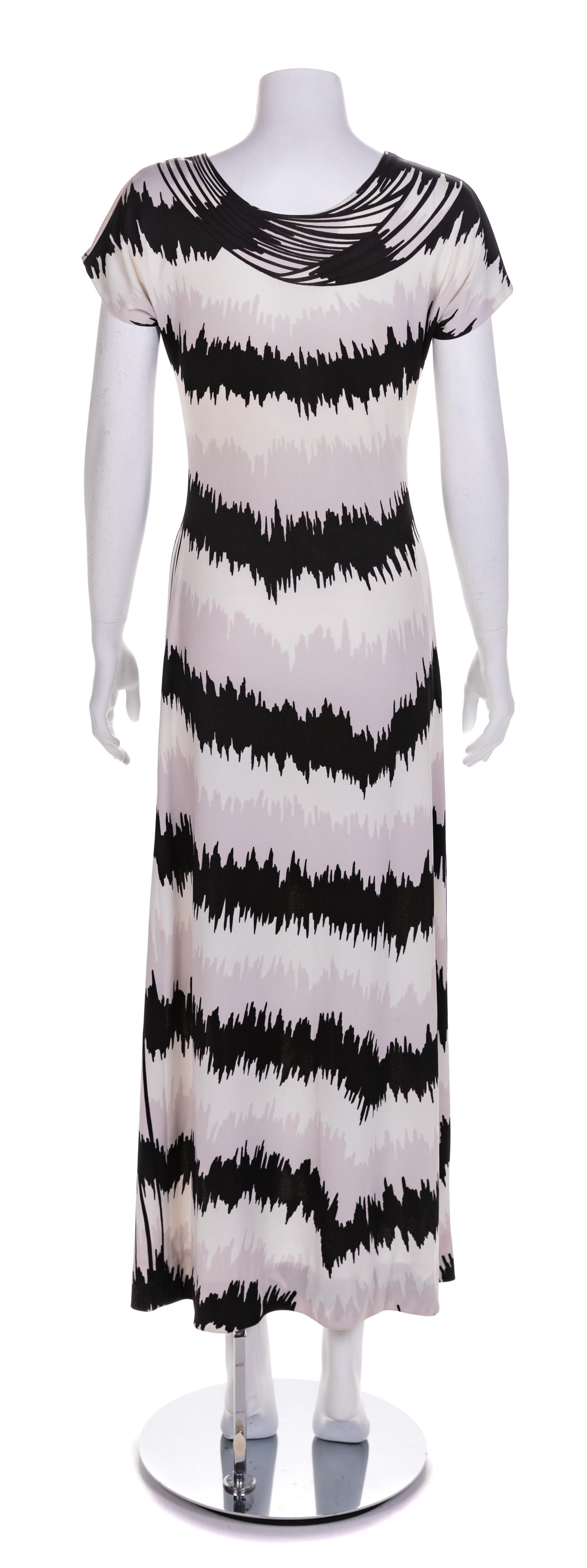 Roberta di Camerino White and Black Knit Dress, 1970s Size label: 40