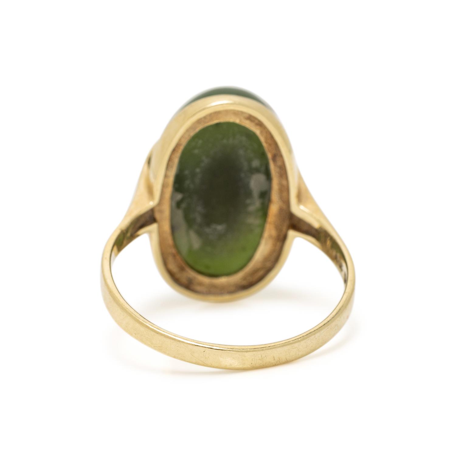 YELLOW GOLD AND NEPHRITE RING