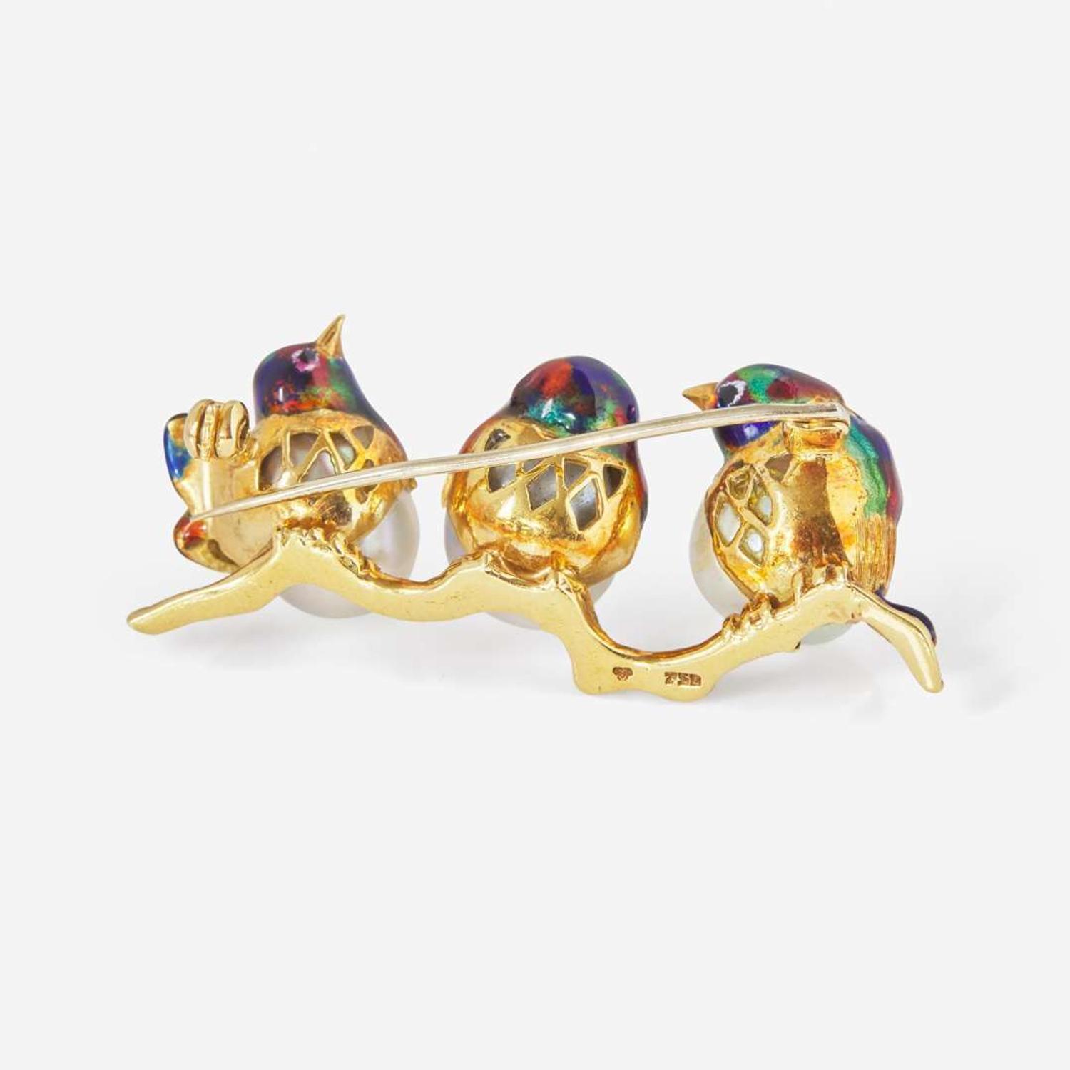 An 18K Yellow Gold, Pearl, and Enamel Brooch