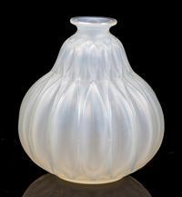 A Sabino Crystal Tulip Vase Height 5 1/4 inches.