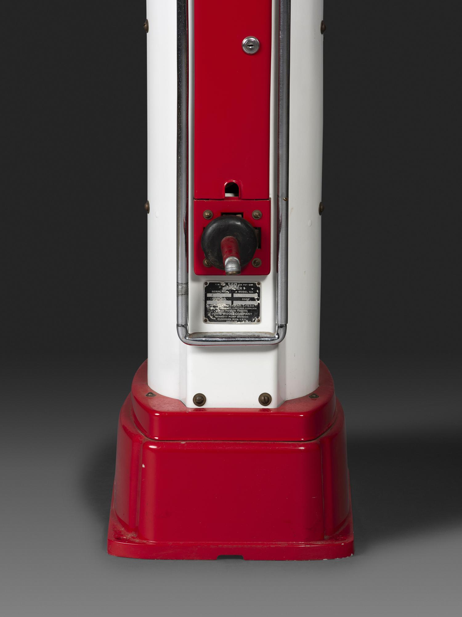 An Eco Islander Air Meter with Light Pole