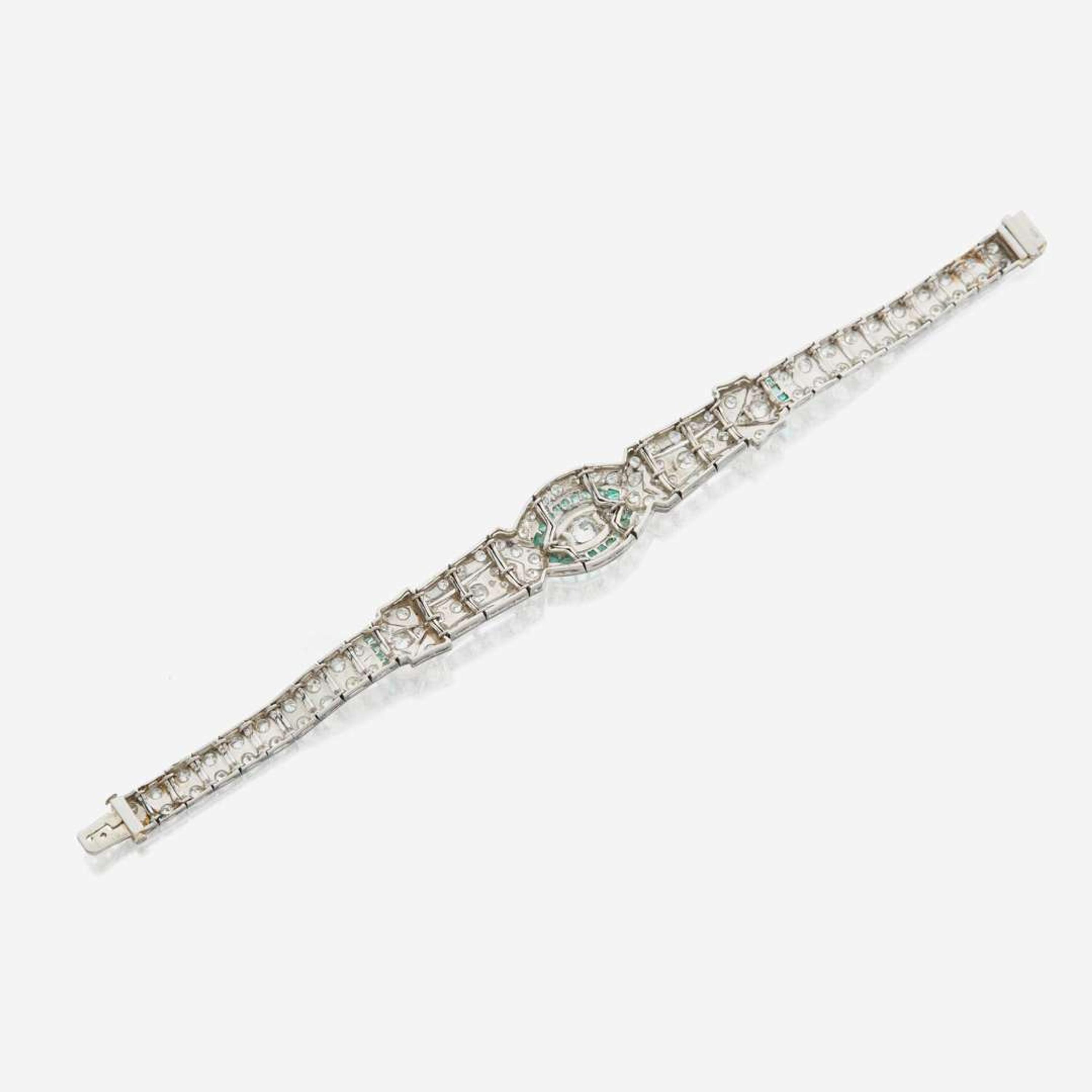 An Art Deco emerald, diamond, and platinum bracelet