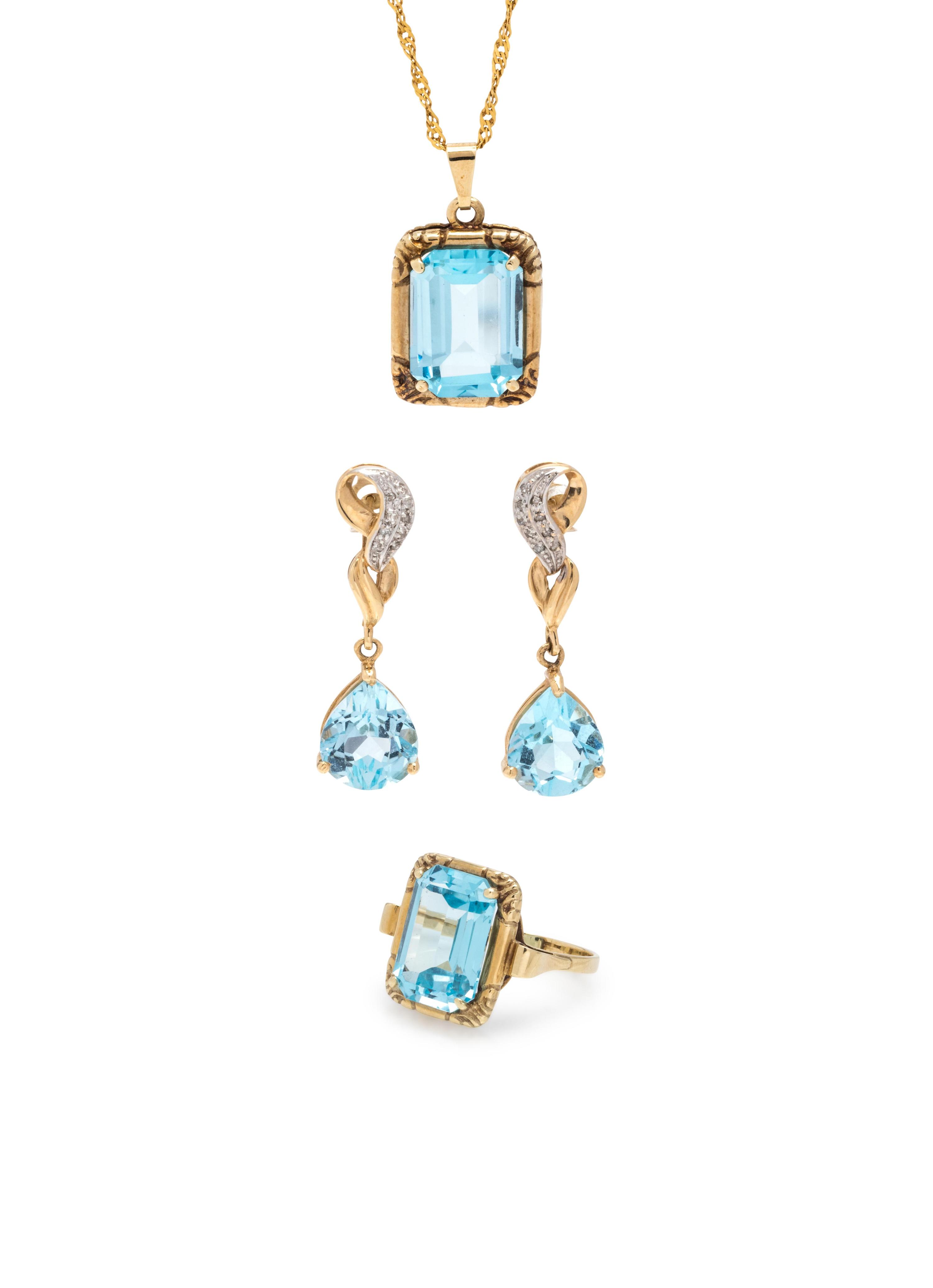 COLLECTION OF BLUE TOPAZ JEWELRY