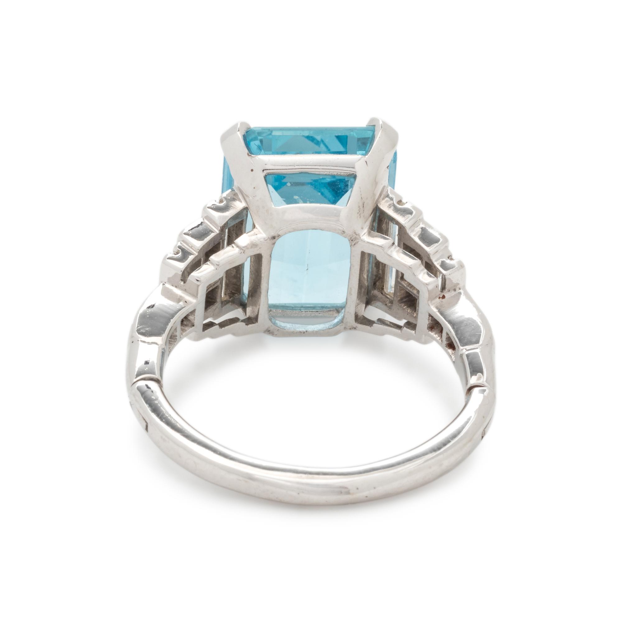 AQUAMARINE AND DIAMOND RING
