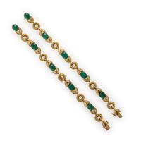 Van Cleef & Arpels, Yellow Gold, Chalcedony, and Diamond Convertible Necklace