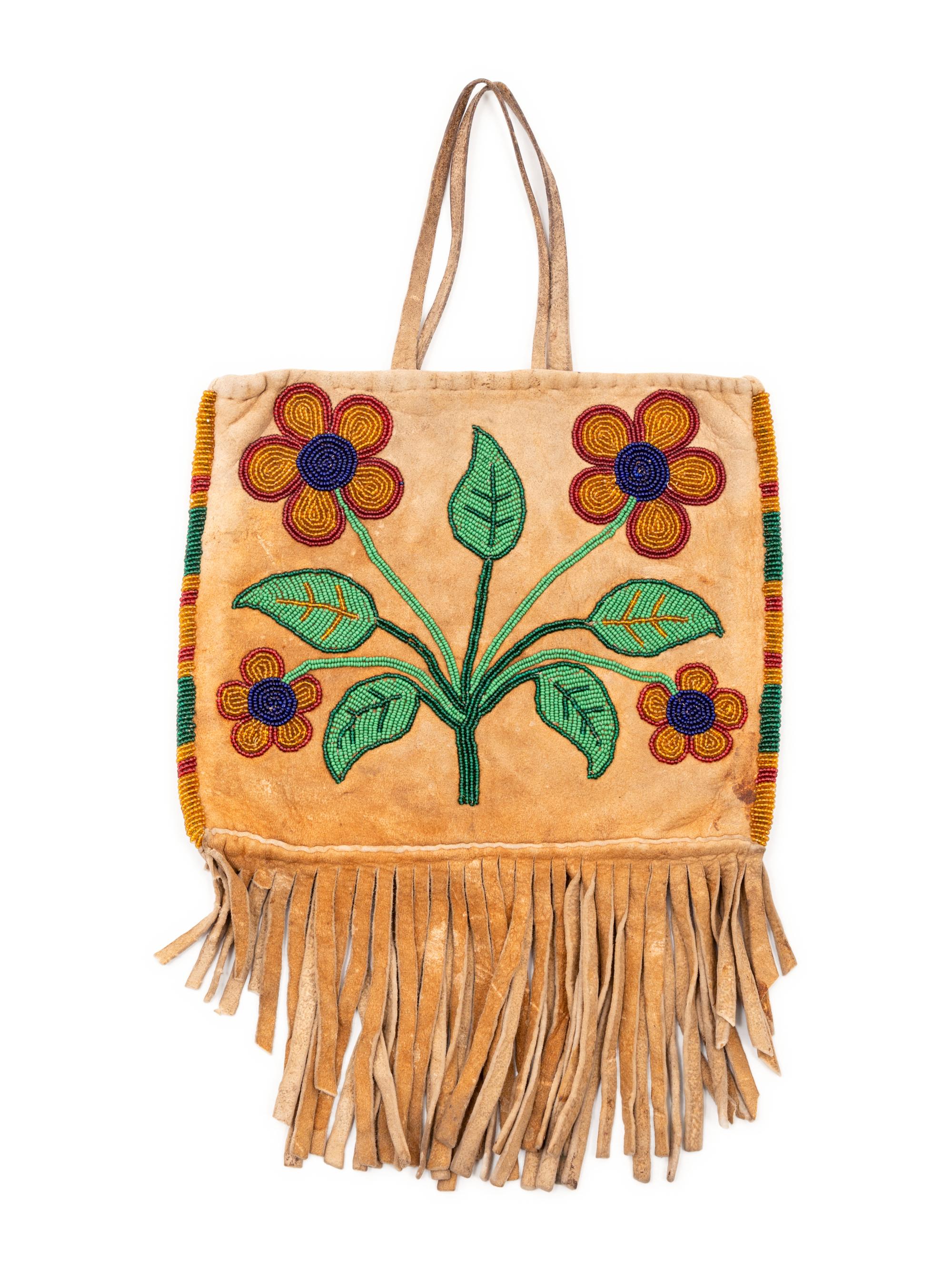 Yakima / Nez Perce Pictorial Beaded Flat Bag
