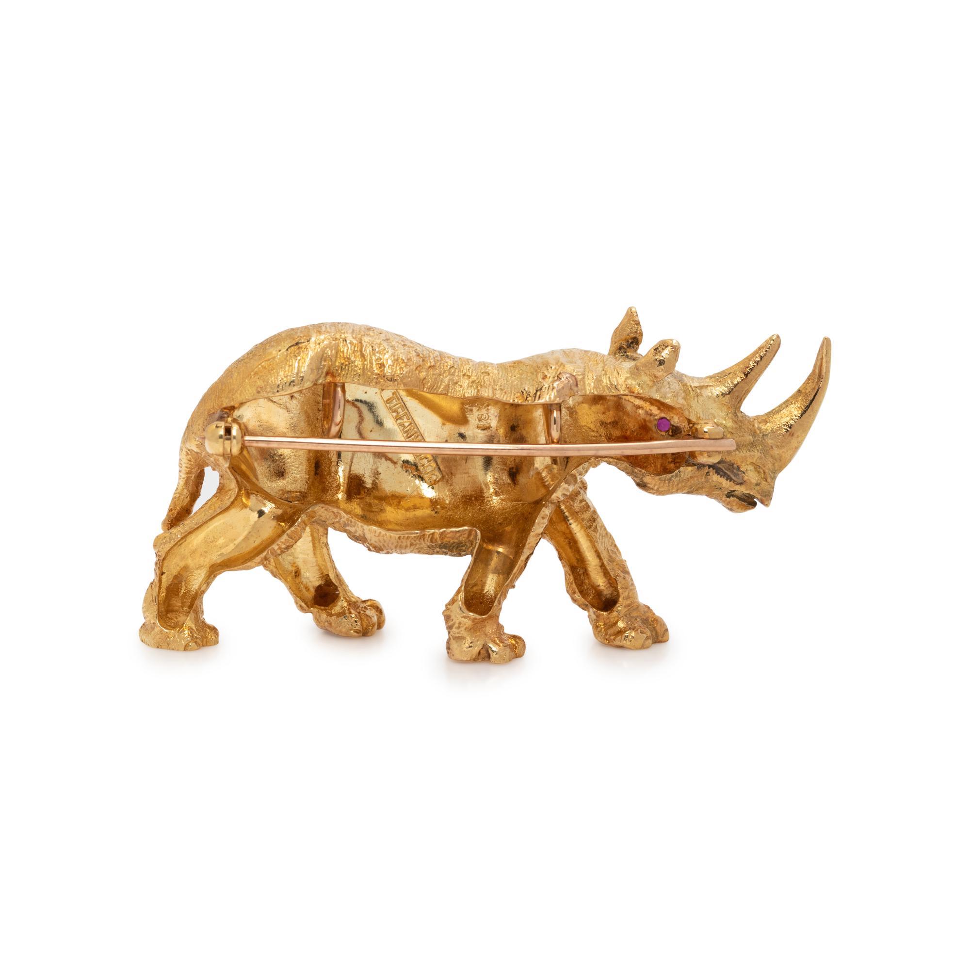 TIFFANY & CO., YELLOW GOLD RHINO PENDANT/BROOCH