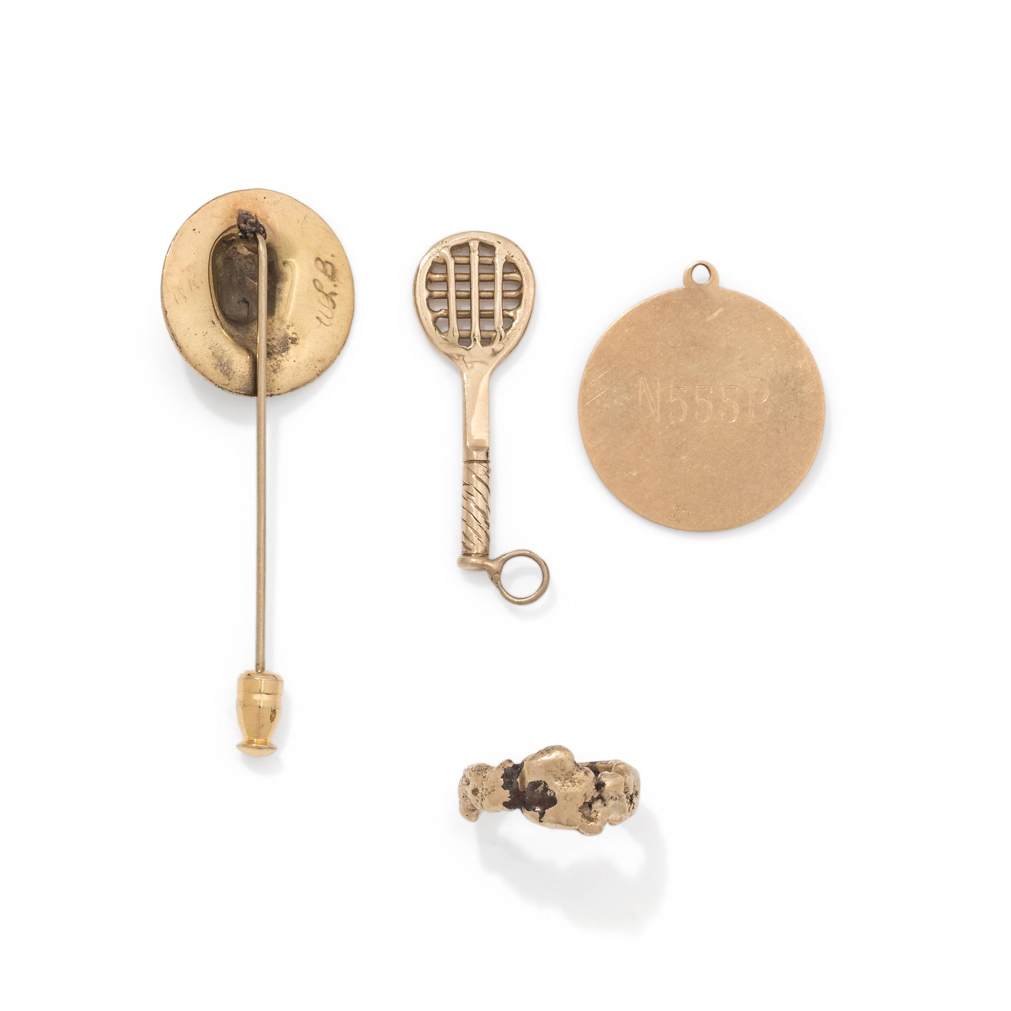 COLLECTION OF YELLOW GOLD JEWELRY