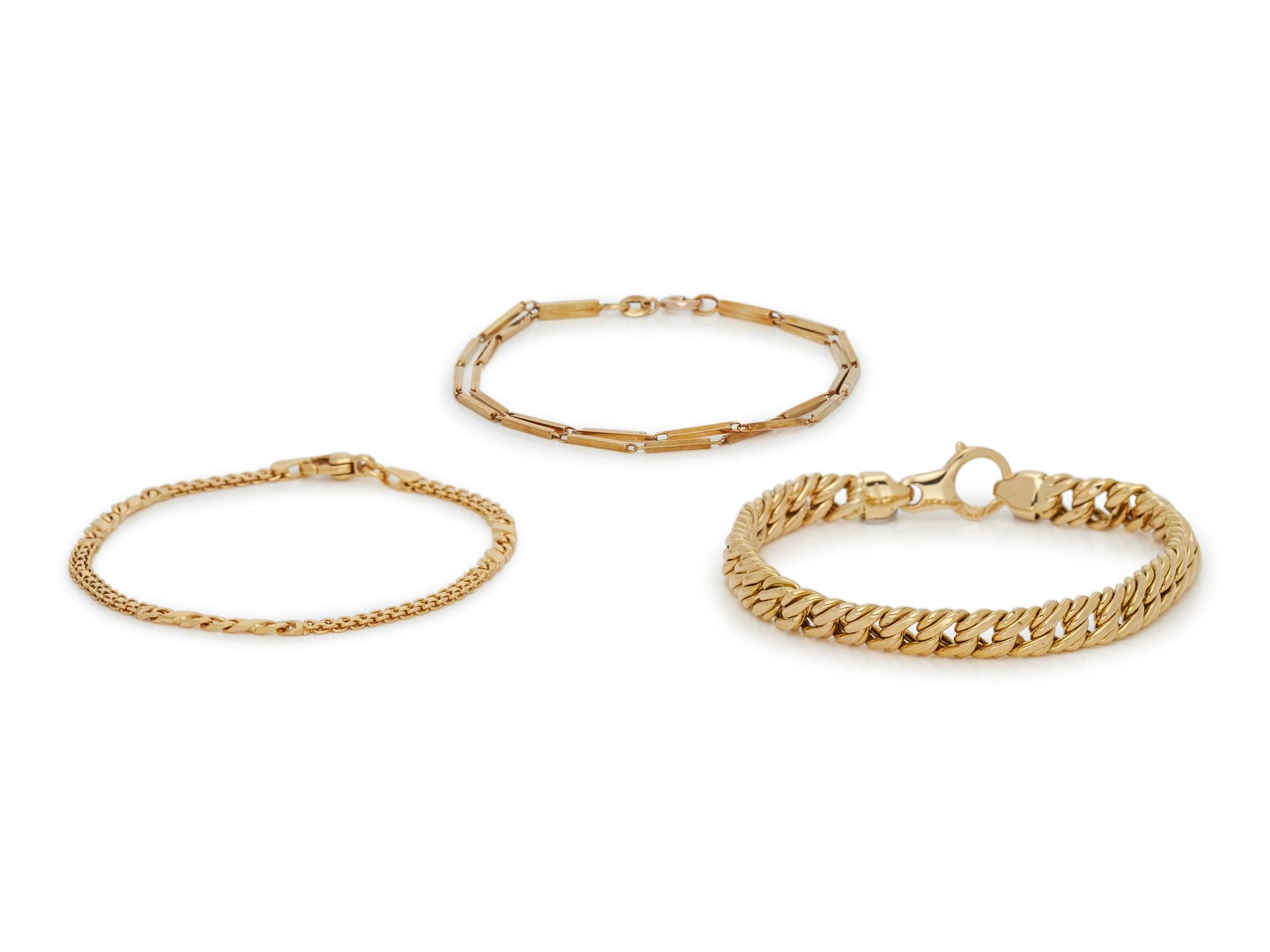 COLLECTION OF YELLOW GOLD BRACELETS
