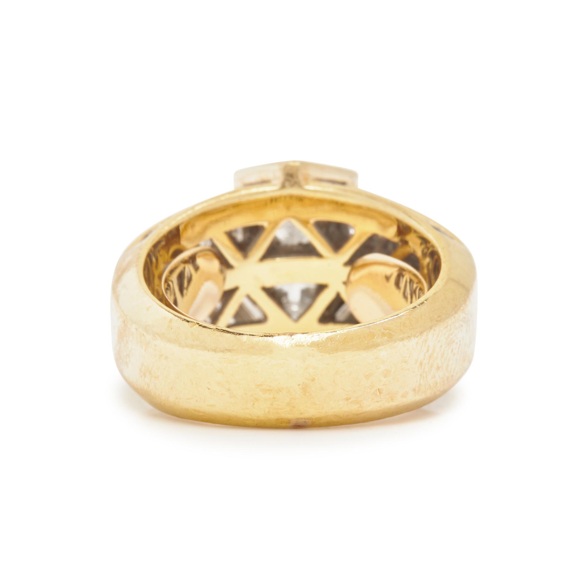 YELLOW GOLD AND DIAMOND RING