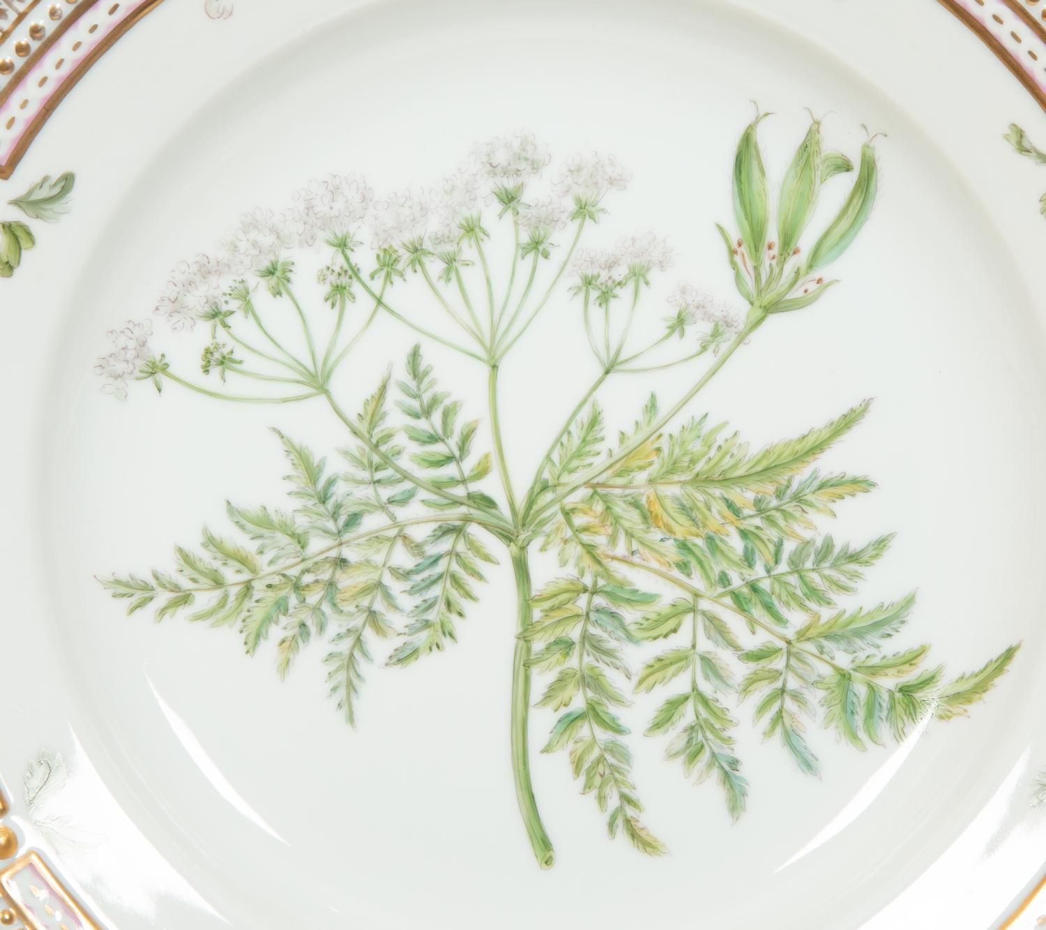 Twelve Royal Copenhagen Flora Danica Porcelain Dinner Plates