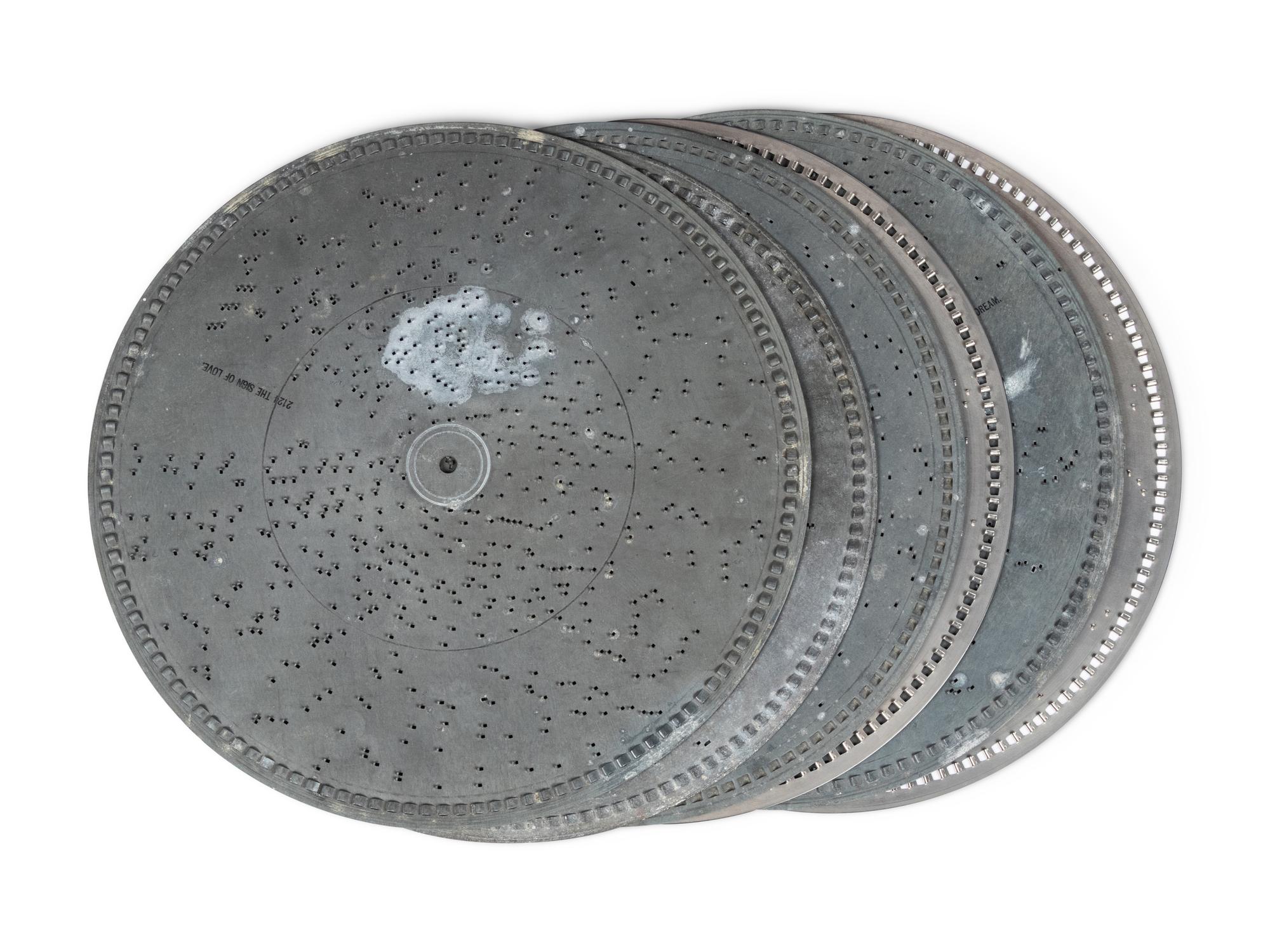 A 14-Inch Perfection Disk Music Box