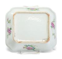 A Chinese Export Canton Famille Rose Porcelain Dinner Service
