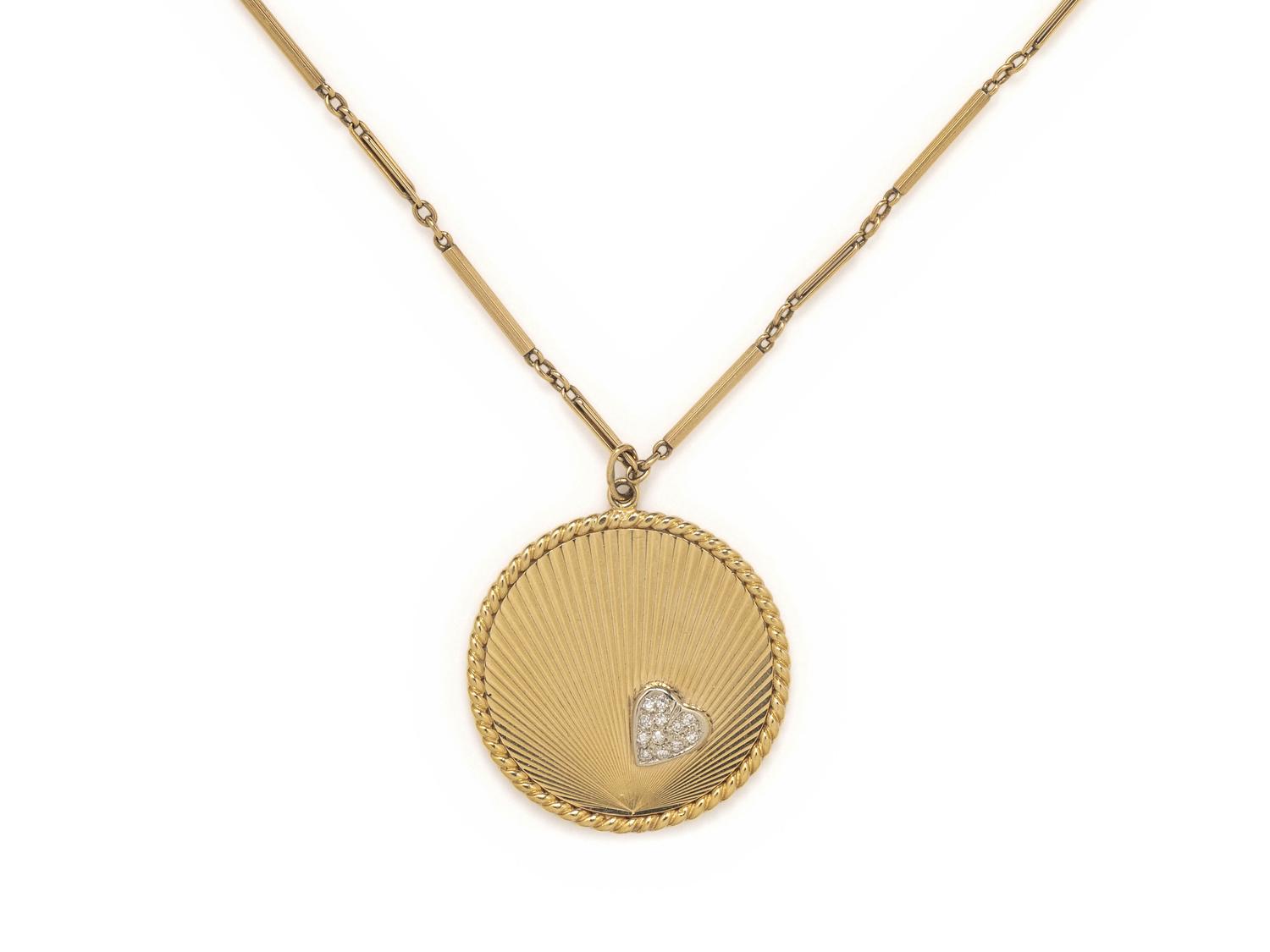 YELLOW GOLD FOB CHAIN AND CHARM