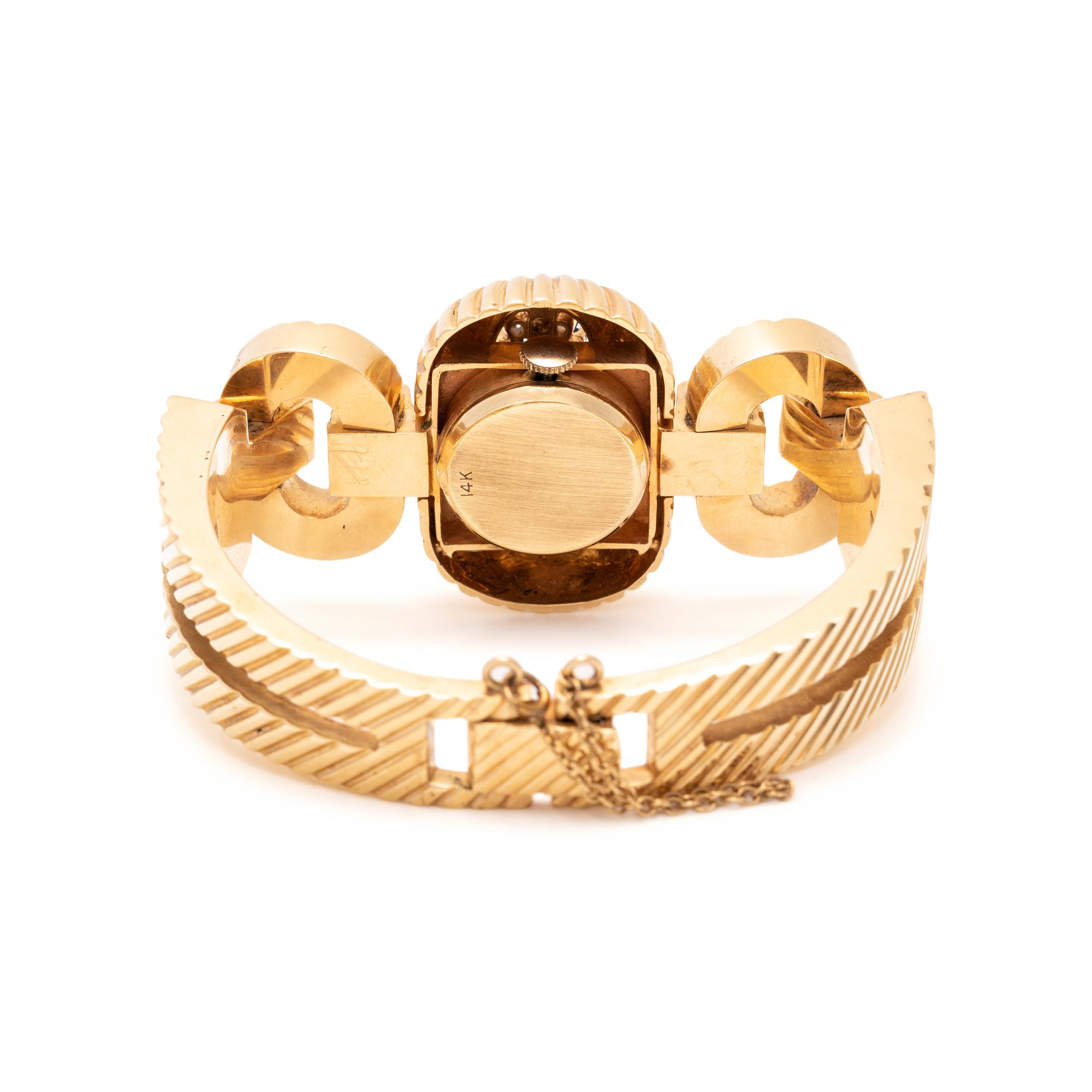 RETRO, YELLOW GOLD, SAPPHIRE AND DIAMOND SURPRISE WRISTWATCH