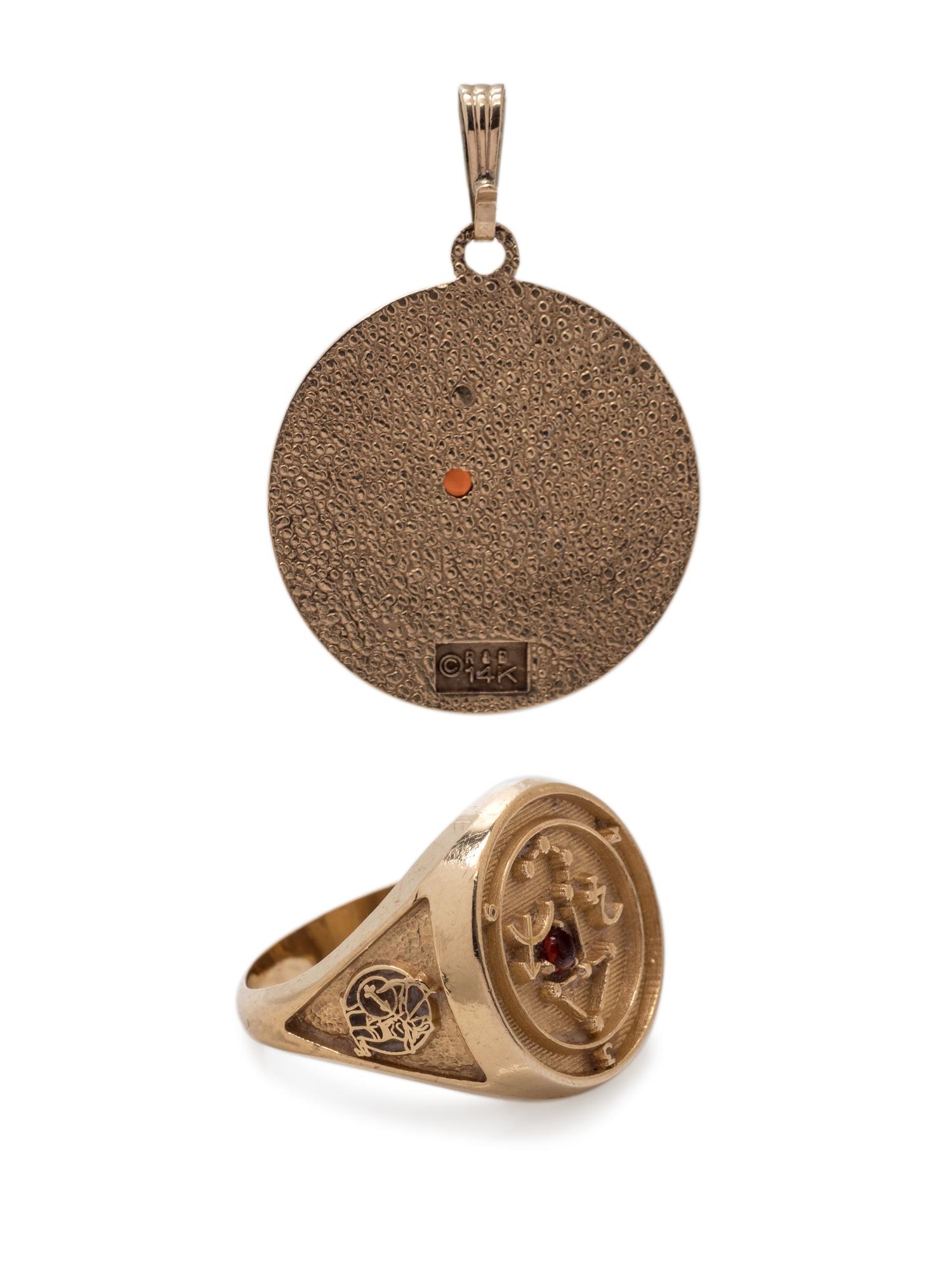 COLLECTION OF YELLOW GOLD ZODIAC JEWELRY