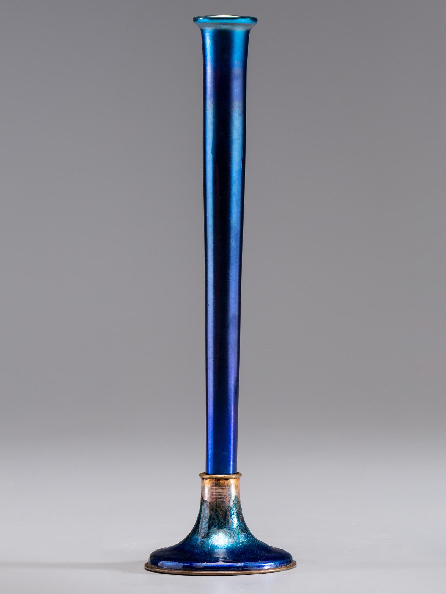 Bud Vase