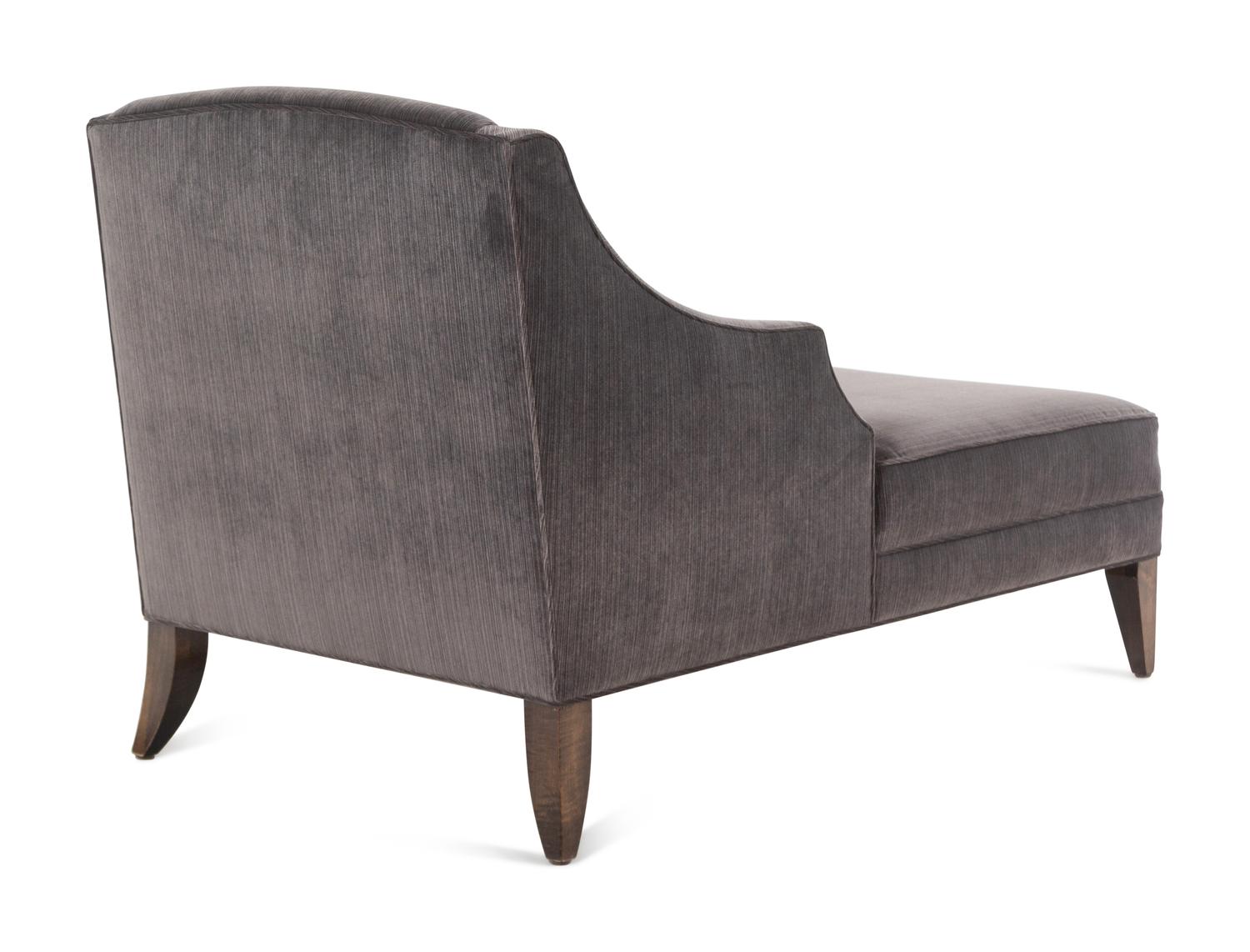 A Contemporary Velvet Upholstered Chaise Longue