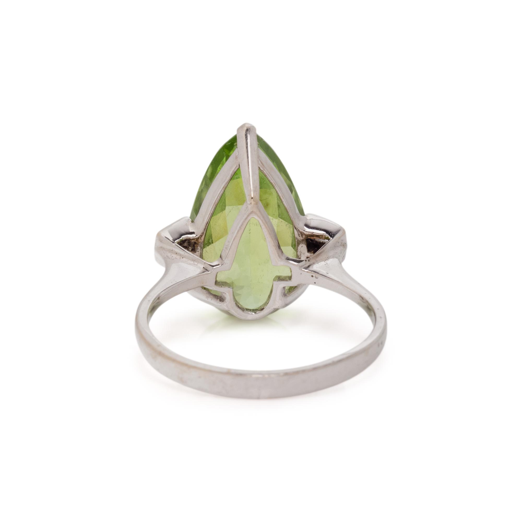 PERIDOT AND DIAMOND RING
