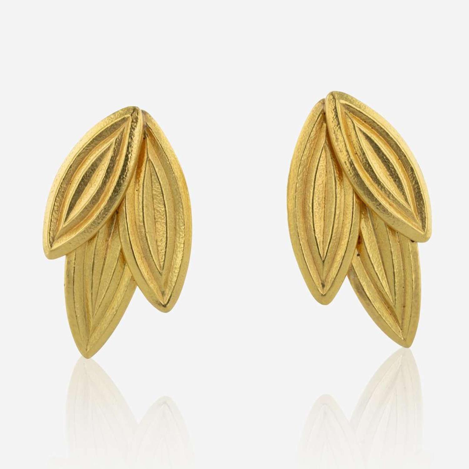 An 18K Yellow Gold and Enamel Bracelet and Ear Clips