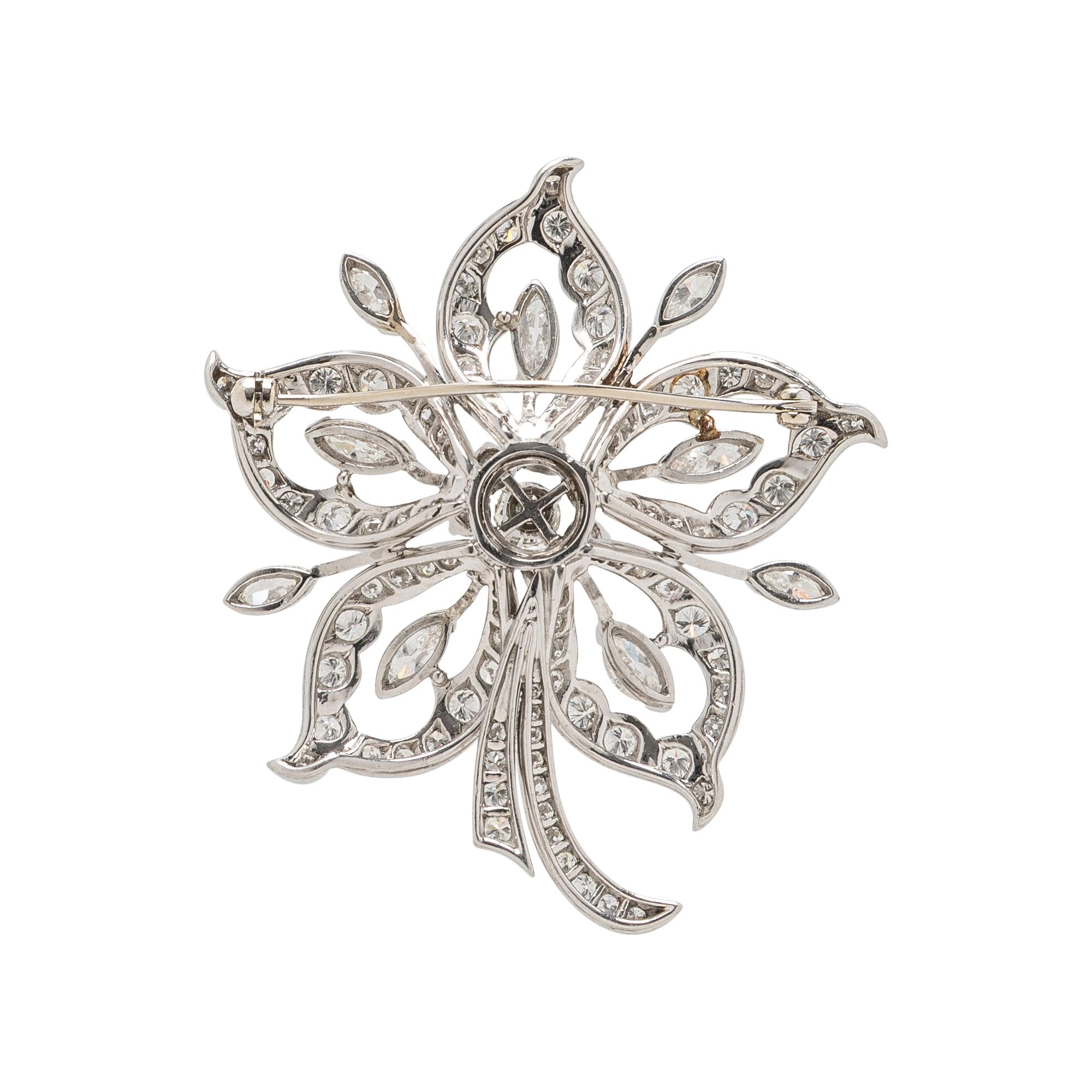 DIAMOND AND PLATINUM BROOCH