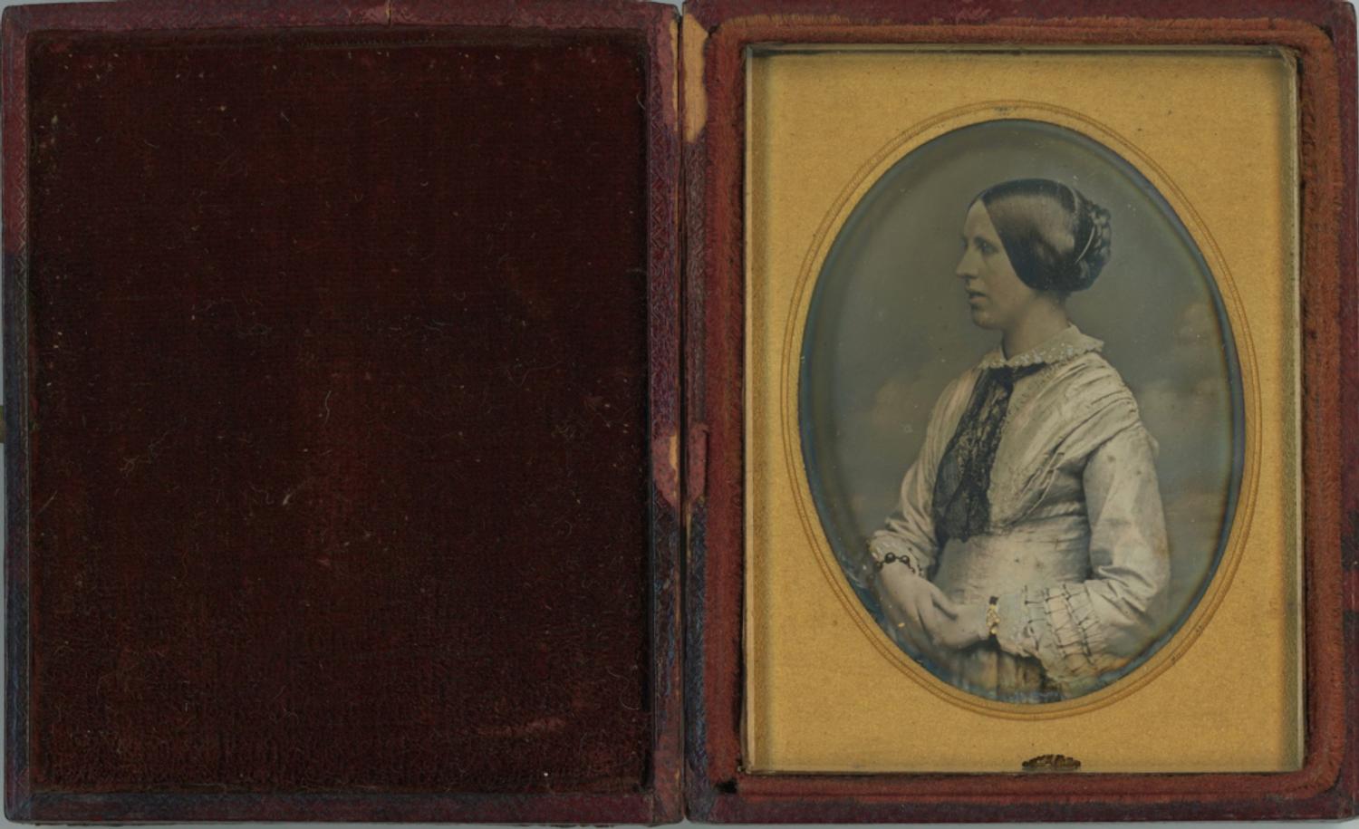 [Daguerreotype] Profile by Kilburn