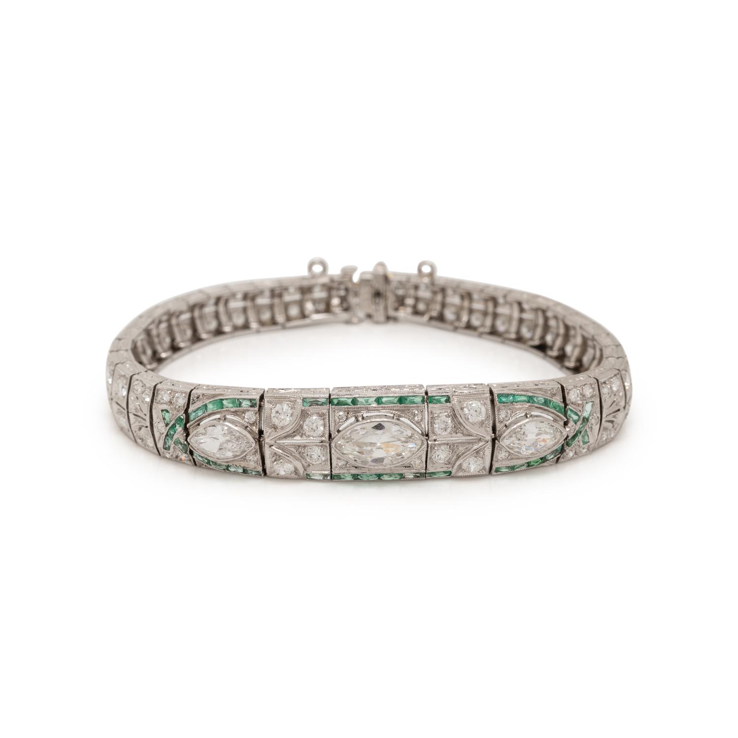 ART DECO, DIAMOND AND EMERALD BRACELET